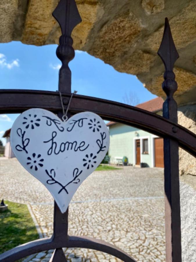 Apartmány u rybníčka Pribraz Exterior foto
